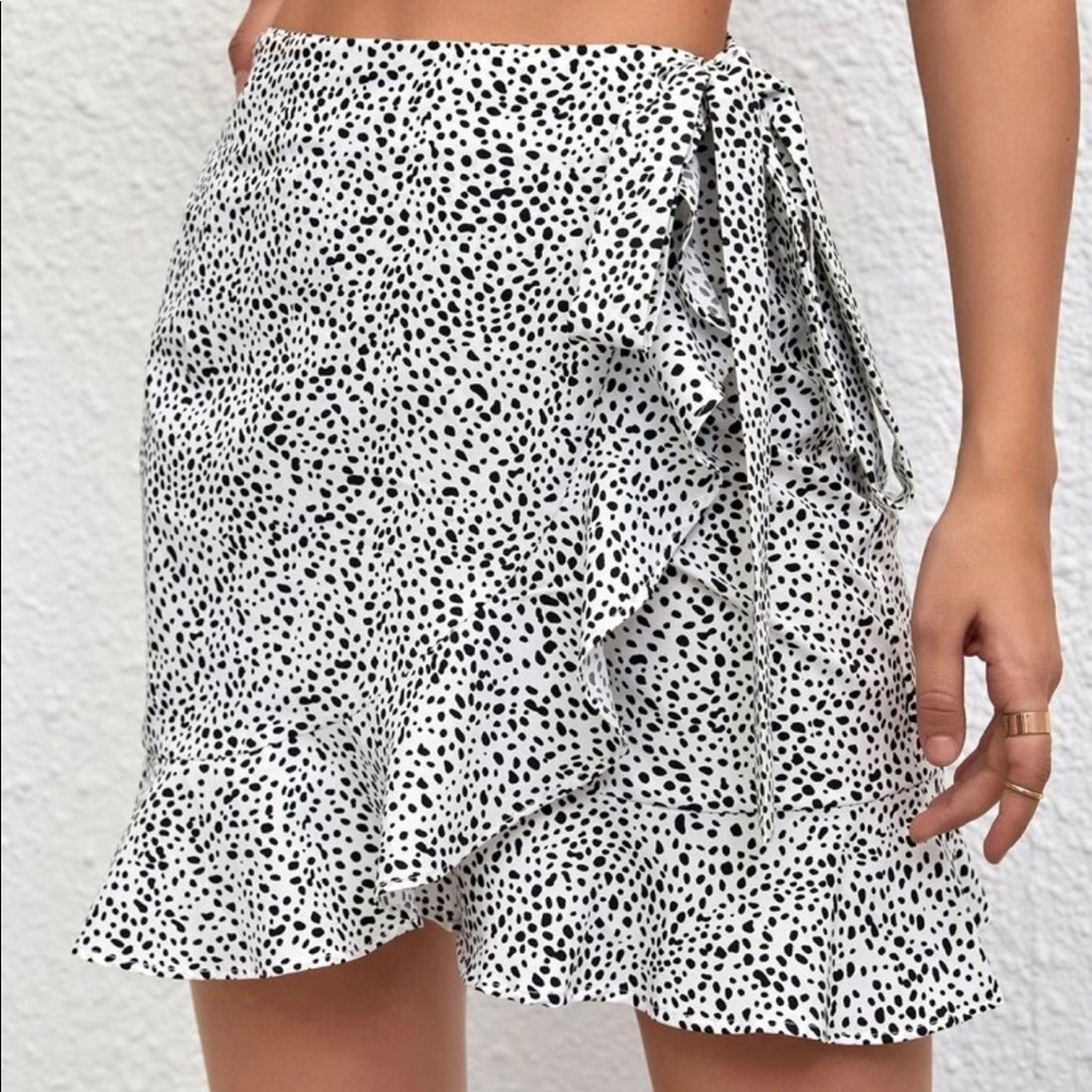 Black and White Spotted Wrap Skirt